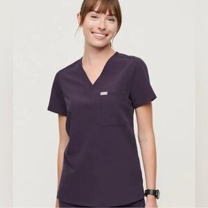 Figs Casma Three Pocket Scrub Top Dark Shadow size XXL